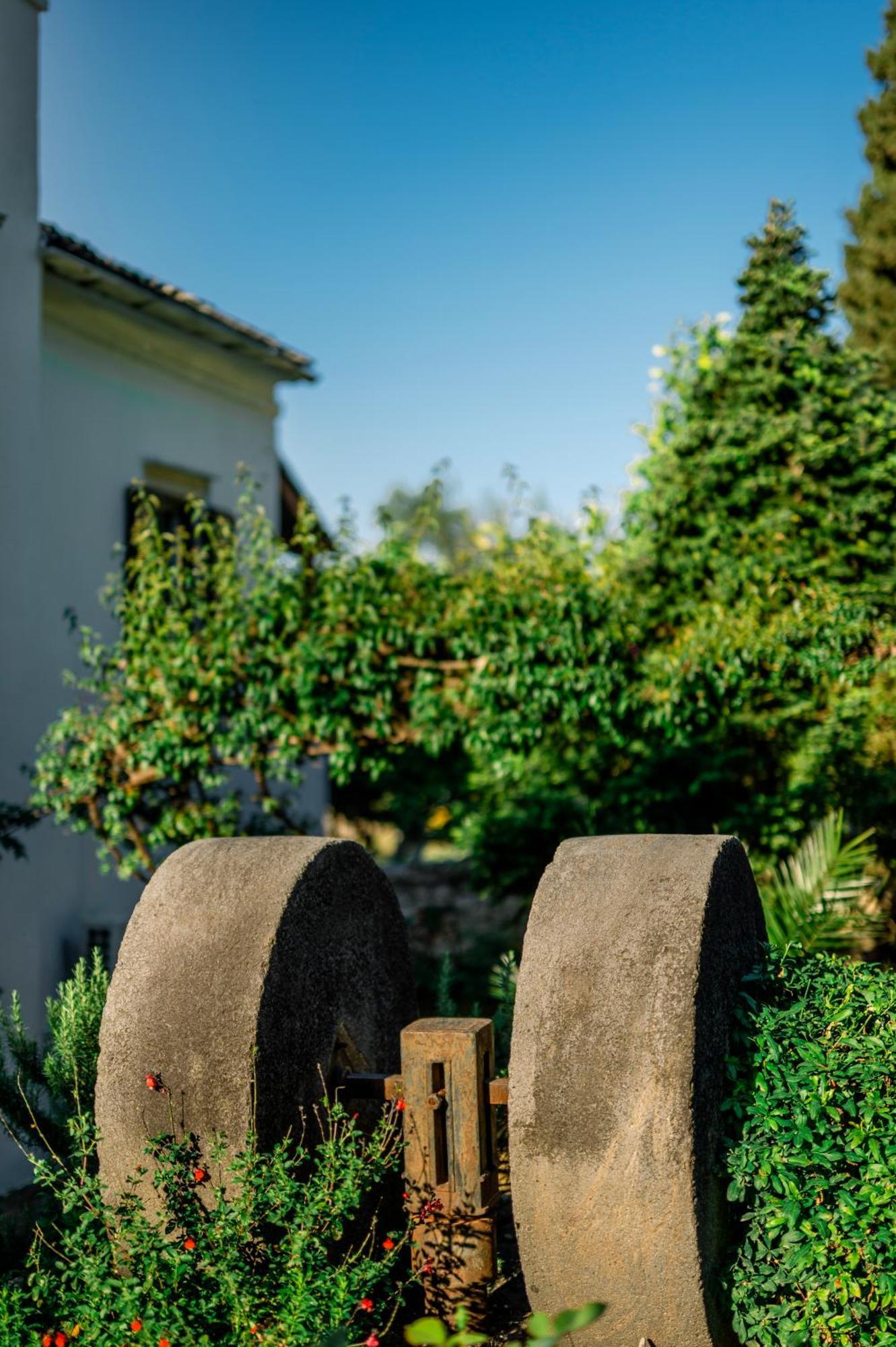 Nissaki Olive Press Villas Nisaki  Exterior foto