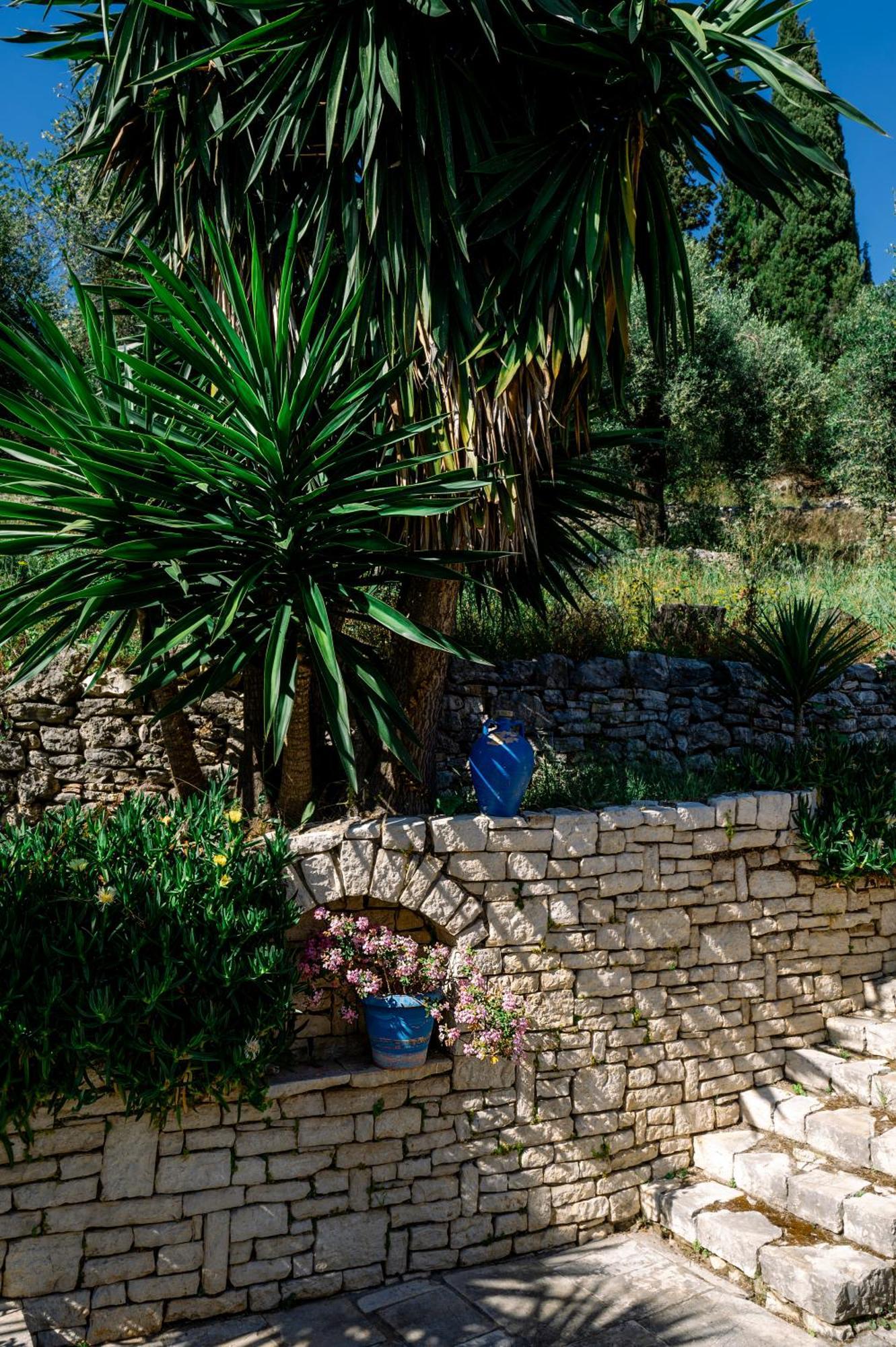 Nissaki Olive Press Villas Nisaki  Exterior foto